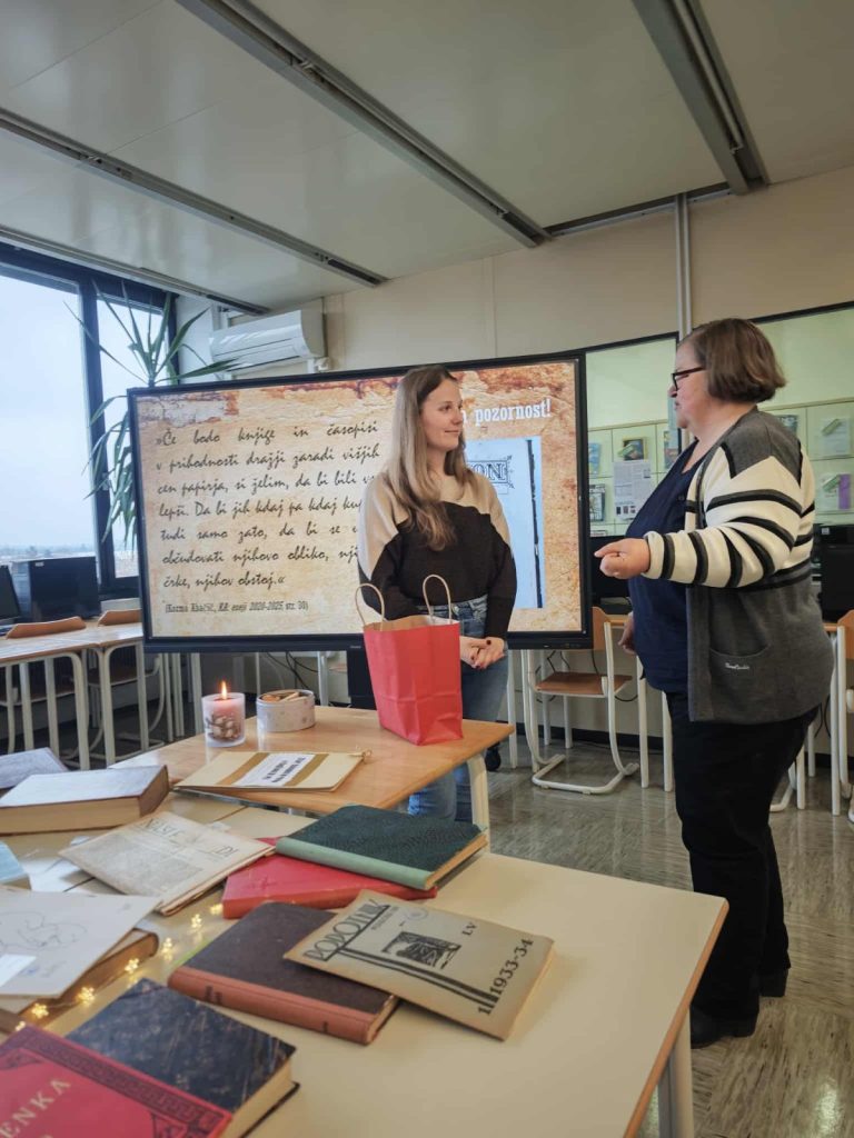 dogodku Zakladi naše knjižnice: stari časopisi in revije